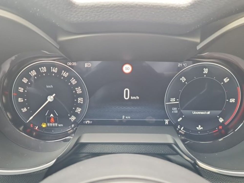 Alfa Romeo Stelvio nuova a Monza e Brianza (10)