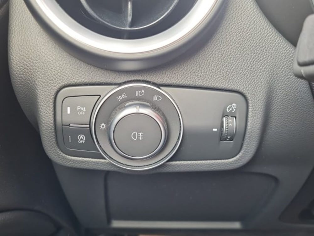 Alfa Romeo Stelvio nuova a Monza e Brianza (20)