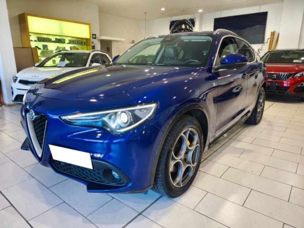 Alfa Romeo Stelvio usata a Firenze (3)
