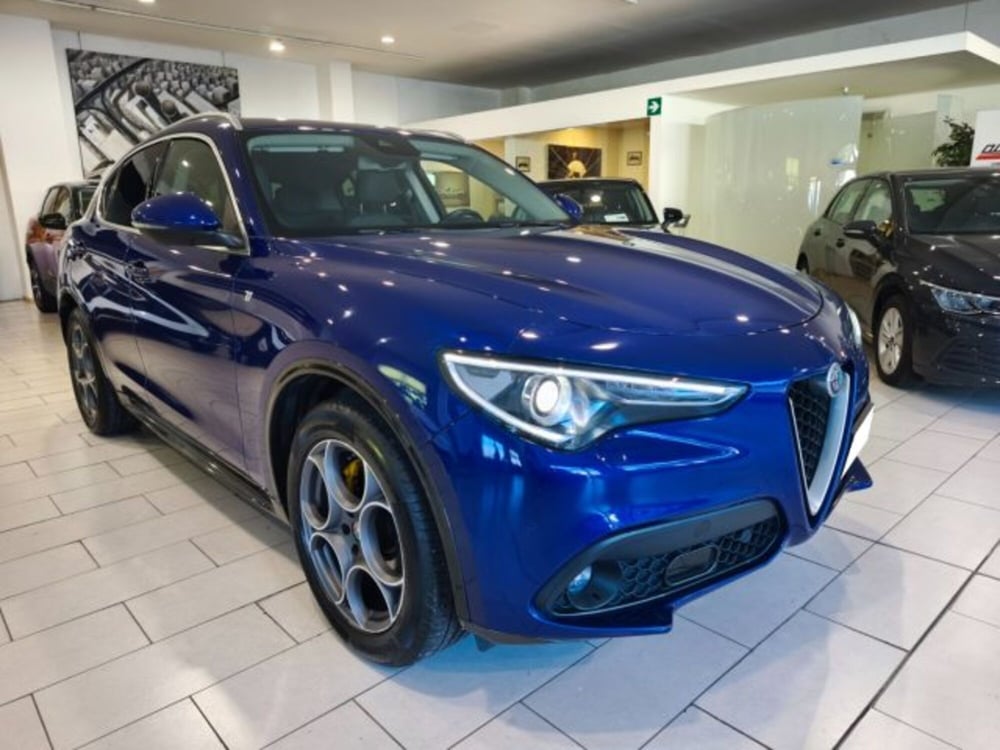 Alfa Romeo Stelvio usata a Firenze (4)