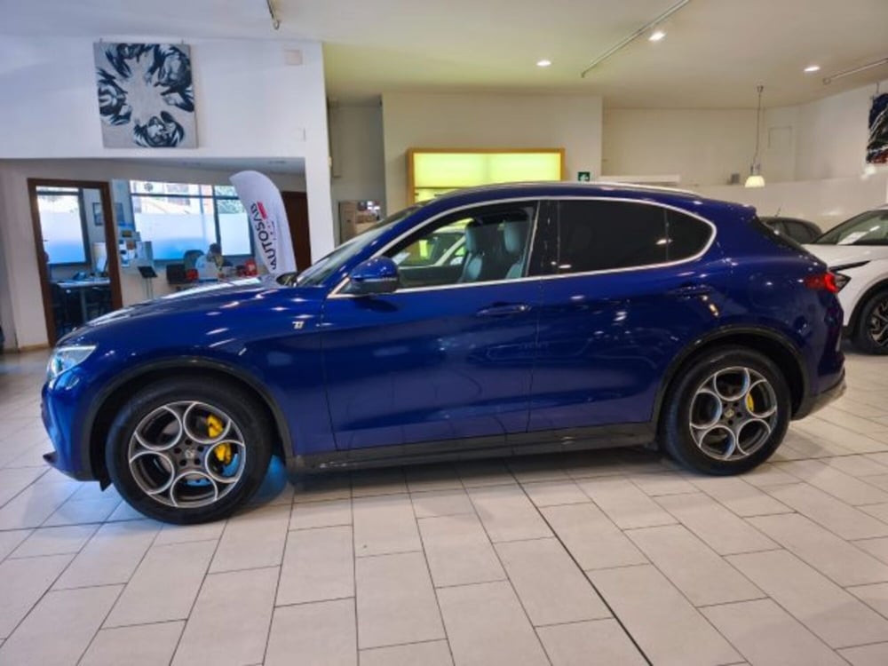 Alfa Romeo Stelvio usata a Firenze (7)