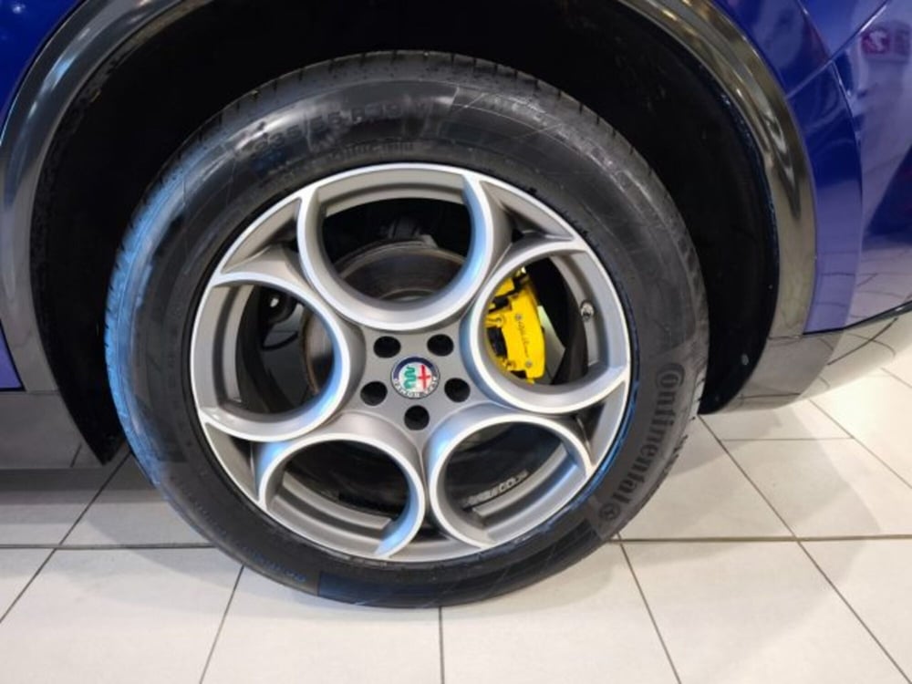 Alfa Romeo Stelvio usata a Firenze (8)