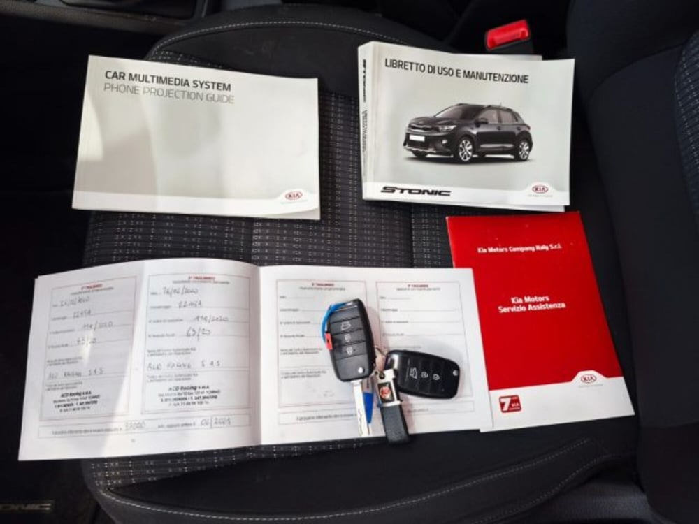 Kia Stonic usata a Firenze (12)