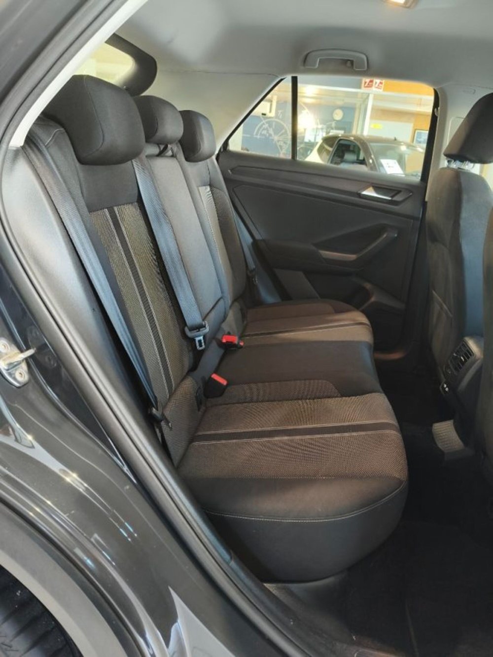 Volkswagen T-Roc usata a Firenze (17)