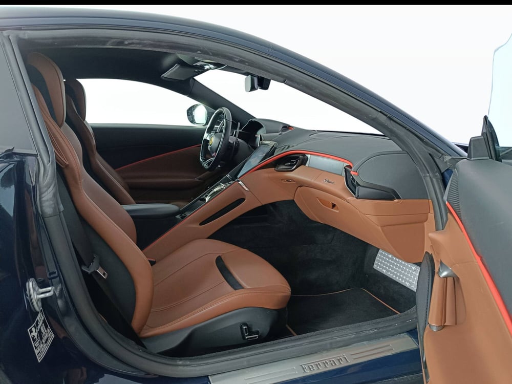 Ferrari Roma Spider usata a Ascoli Piceno (10)