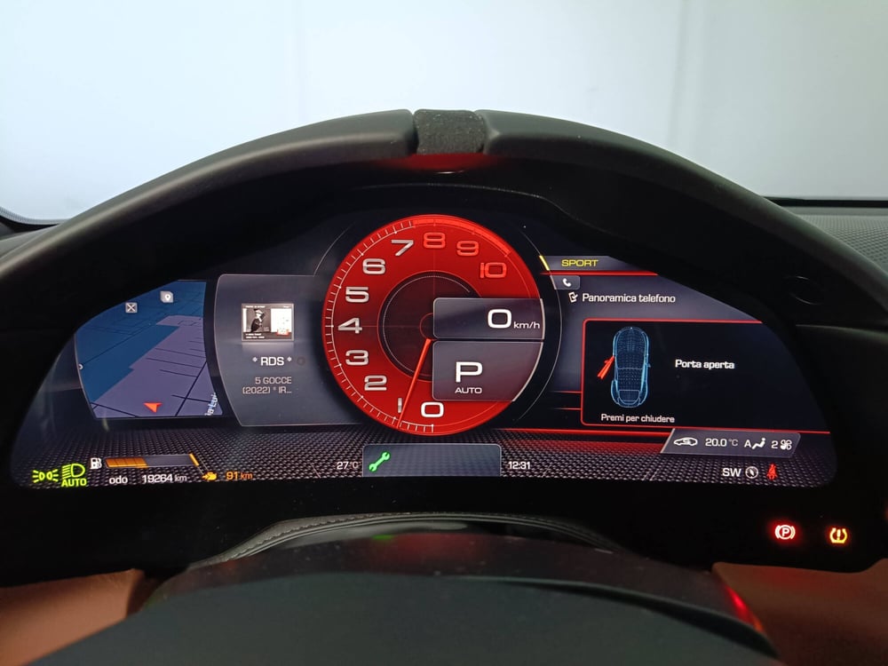 Ferrari Roma Spider usata a Ascoli Piceno (12)