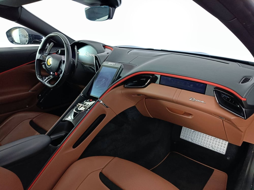 Ferrari Roma Spider usata a Ascoli Piceno (9)