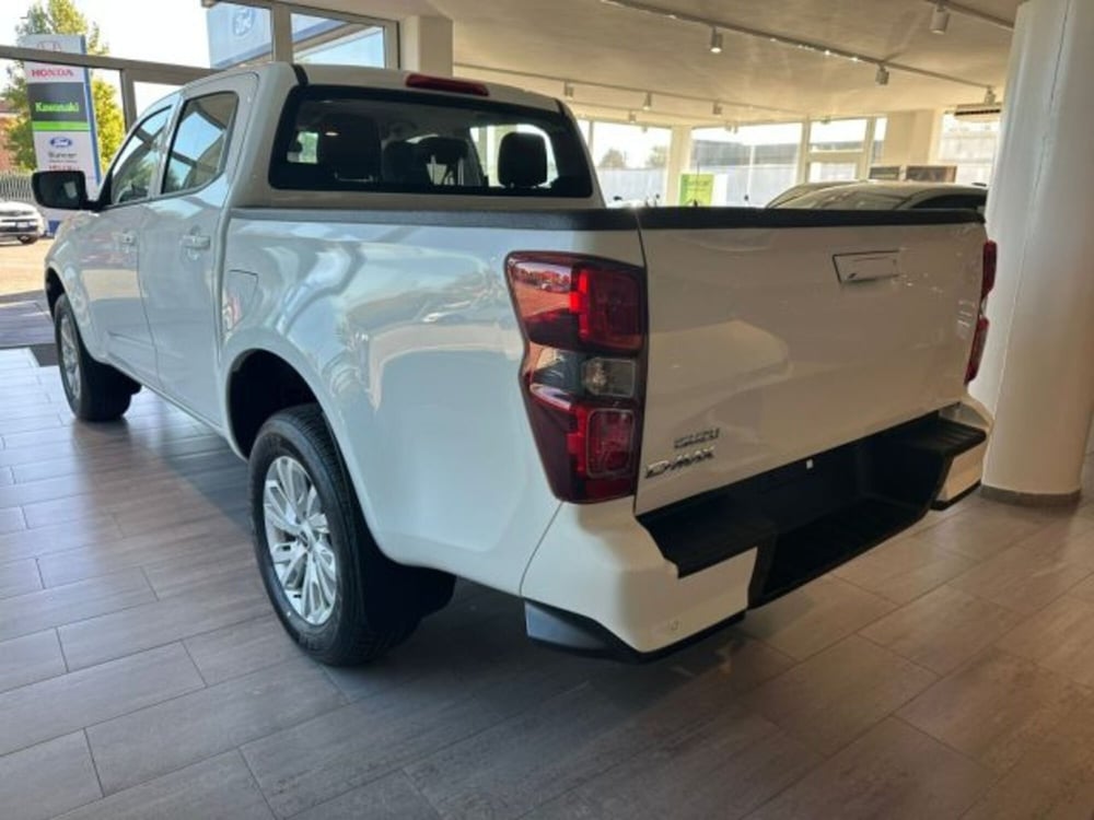 Isuzu D-Max Pick-up nuova a Lucca (4)