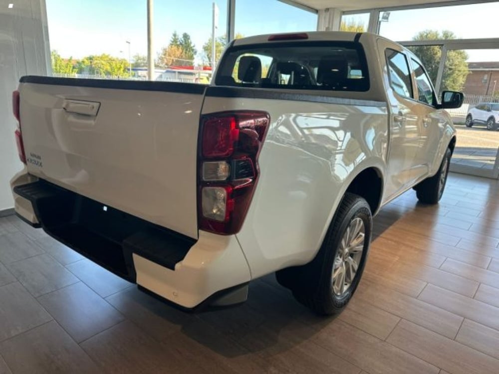 Isuzu D-Max Pick-up nuova a Lucca (5)