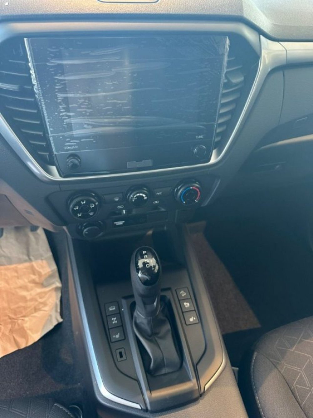 Isuzu D-Max Pick-up nuova a Lucca (7)