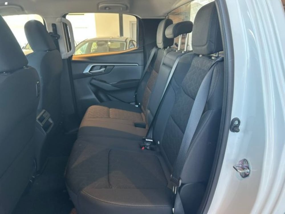 Isuzu D-Max Pick-up nuova a Lucca (9)