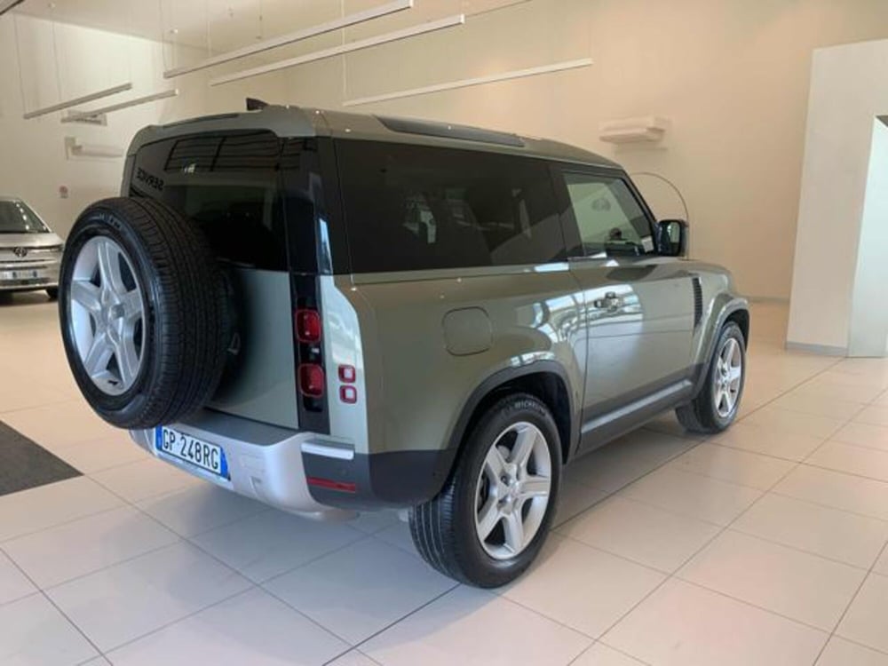 Land Rover Defender usata a Lucca (4)