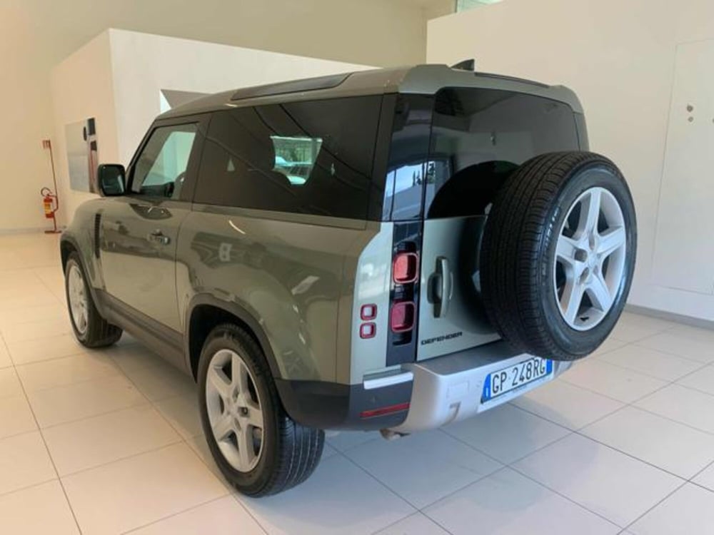 Land Rover Defender usata a Lucca (7)