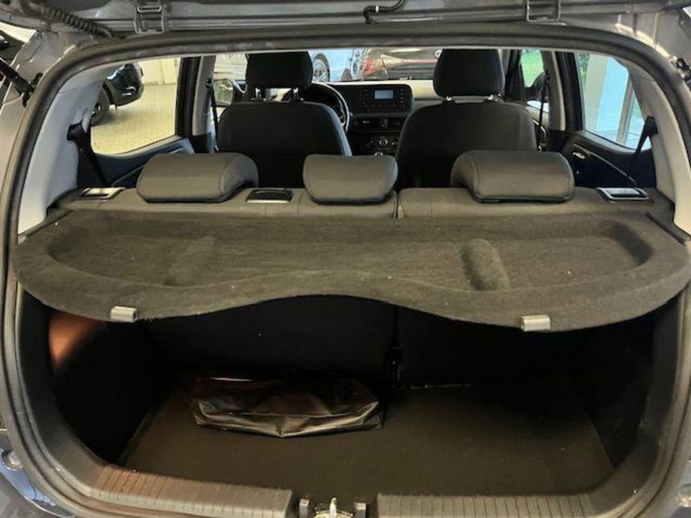 Hyundai i10 usata a Verbano Cusio Ossola (11)