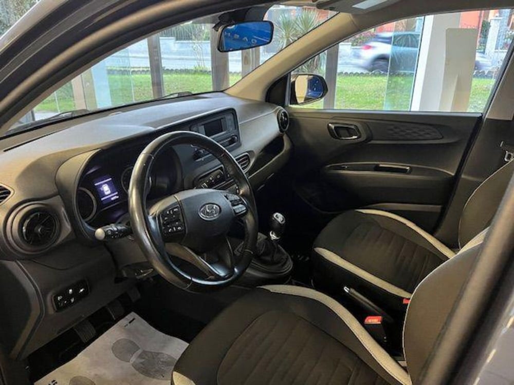 Hyundai i10 usata a Verbano Cusio Ossola (14)