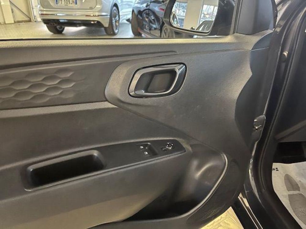Hyundai i10 usata a Verbano Cusio Ossola (15)
