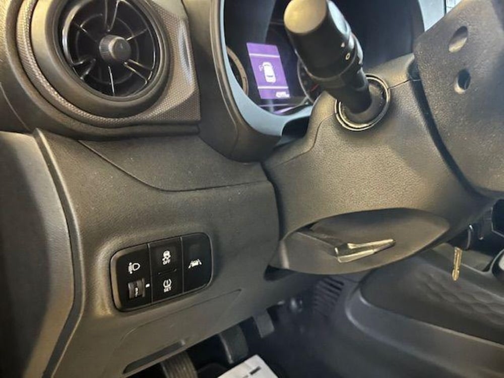 Hyundai i10 usata a Verbano Cusio Ossola (16)