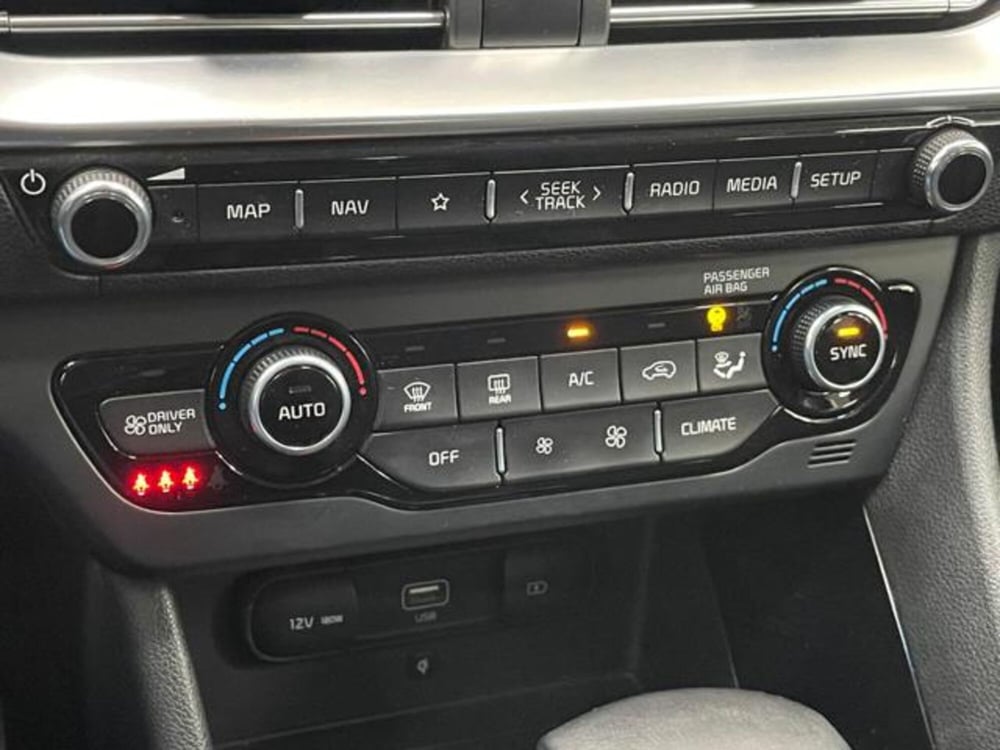 Kia Niro usata a Como (19)