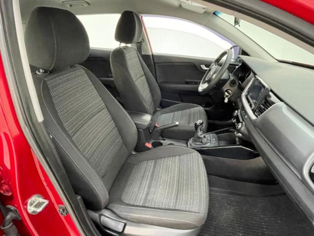 Kia Stonic usata a Como (3)