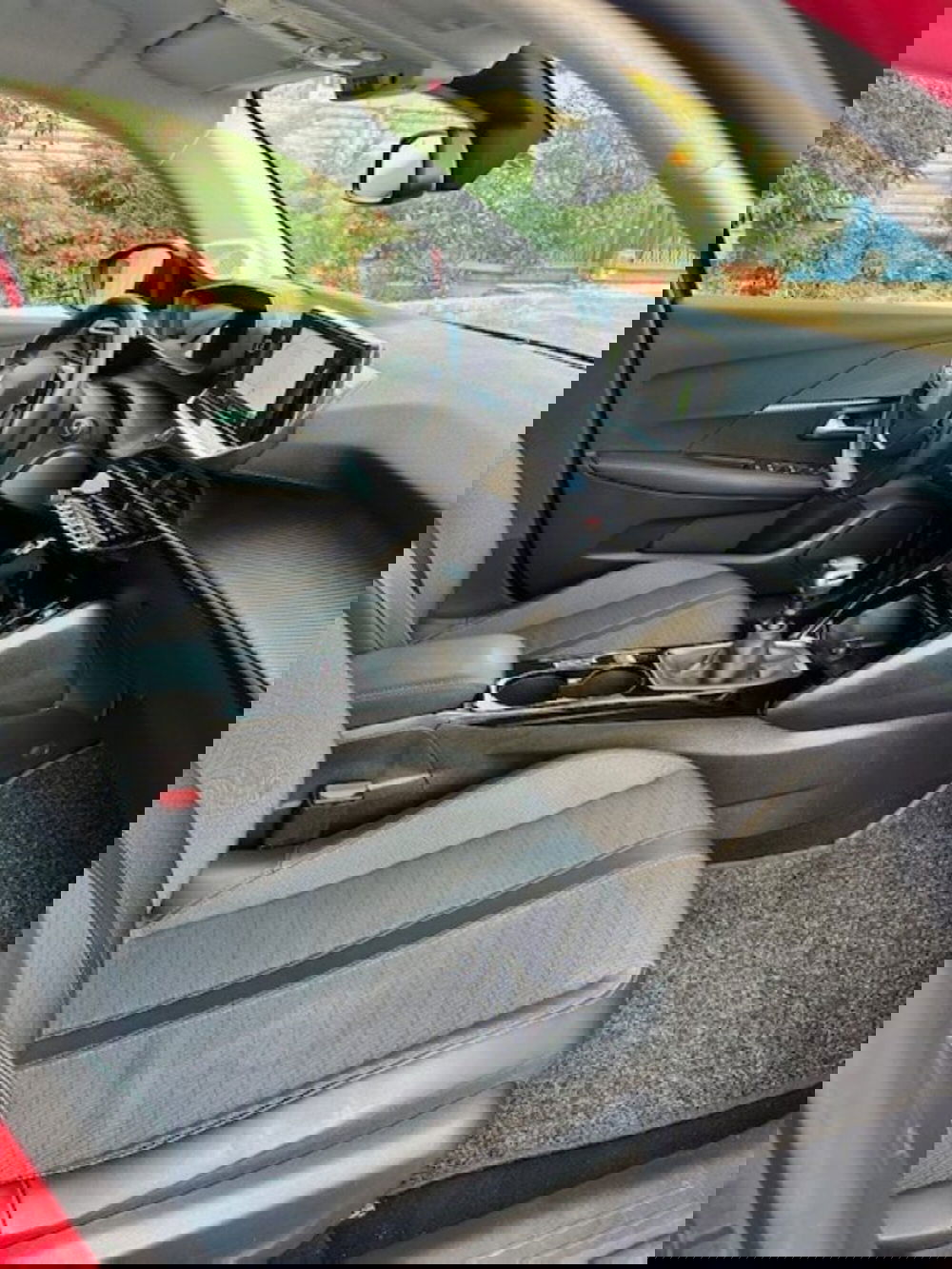 Peugeot 208 usata a Novara (8)