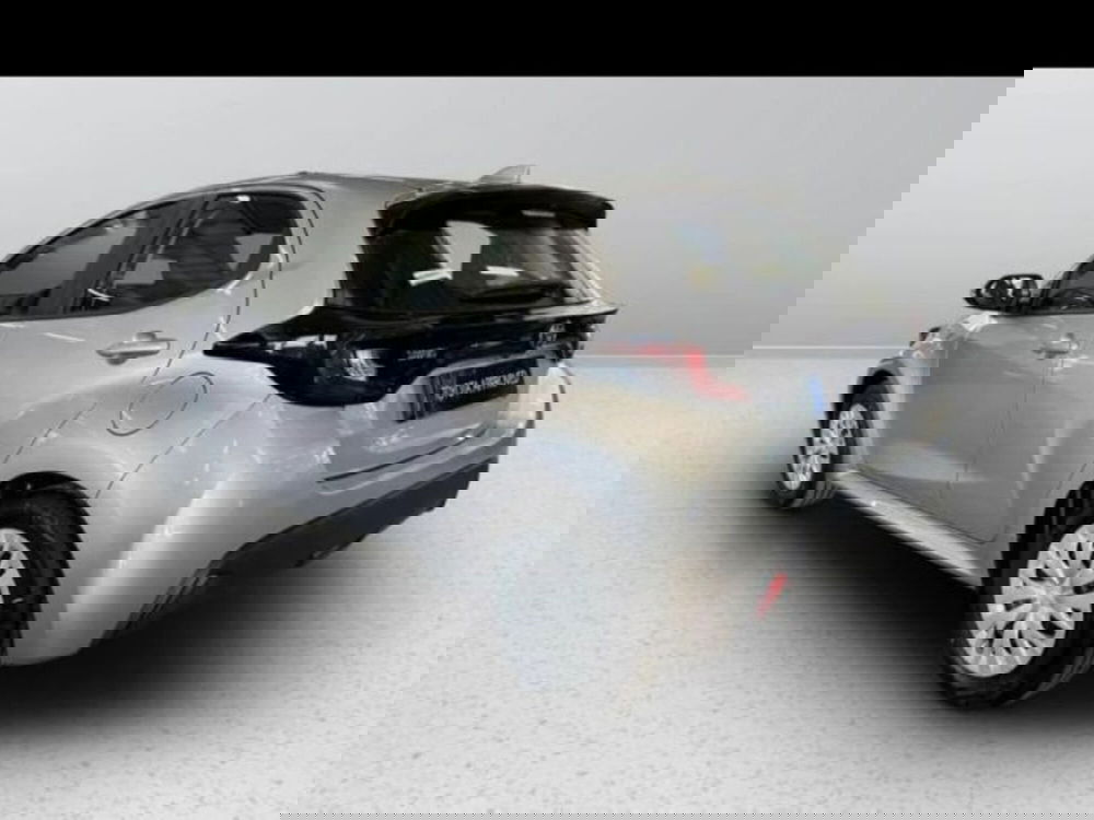 Toyota Yaris Cross usata a Roma (4)