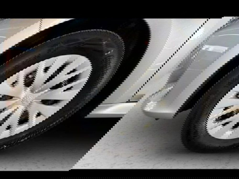 Toyota Yaris Cross usata a Roma (6)