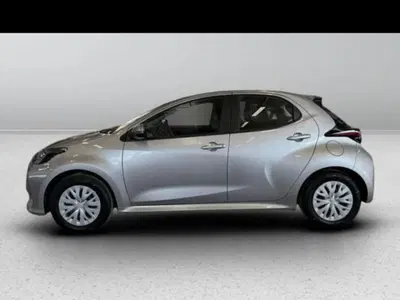Toyota Yaris Cross 1.5 Hybrid 5p. E-CVT Active del 2025 usata a Roma