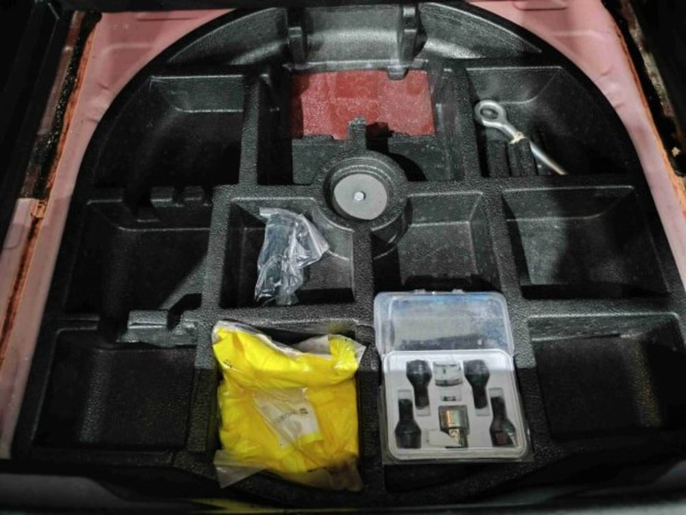 Jeep Renegade usata a Catania (13)