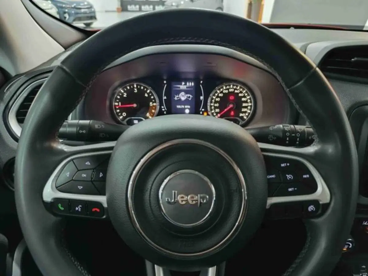 Jeep Renegade usata a Catania (16)