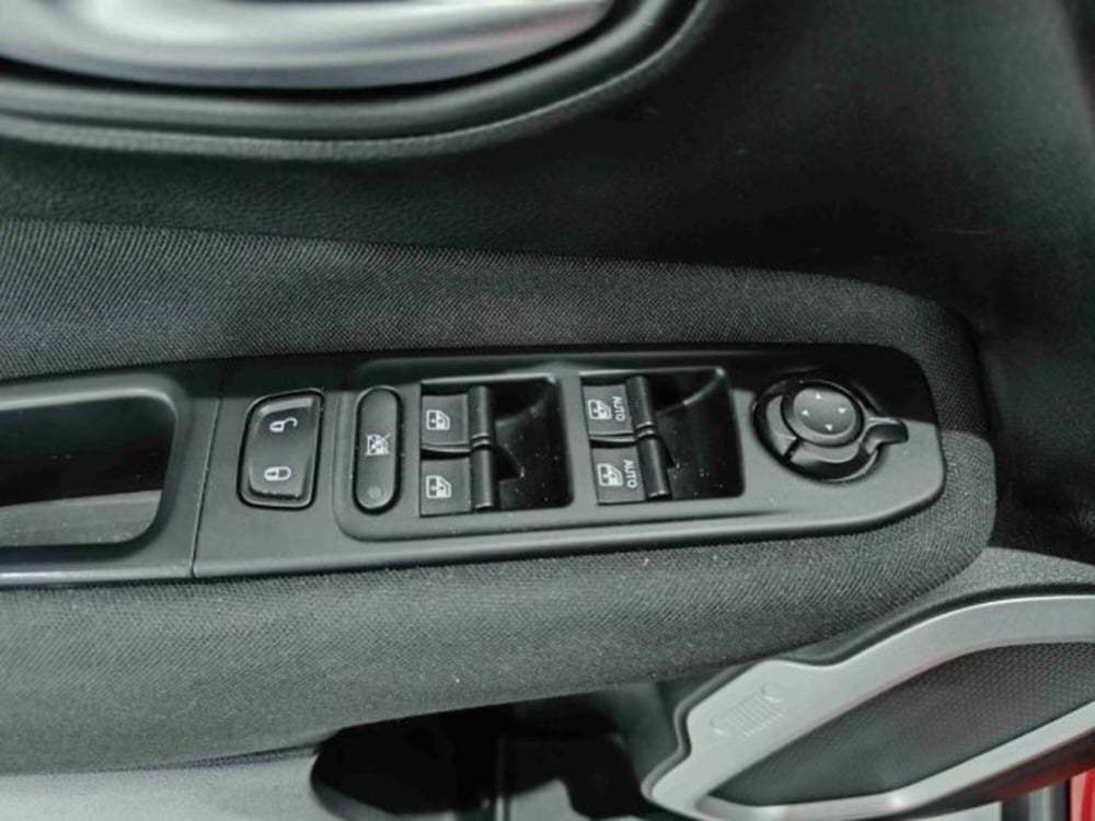 Jeep Renegade usata a Catania (18)