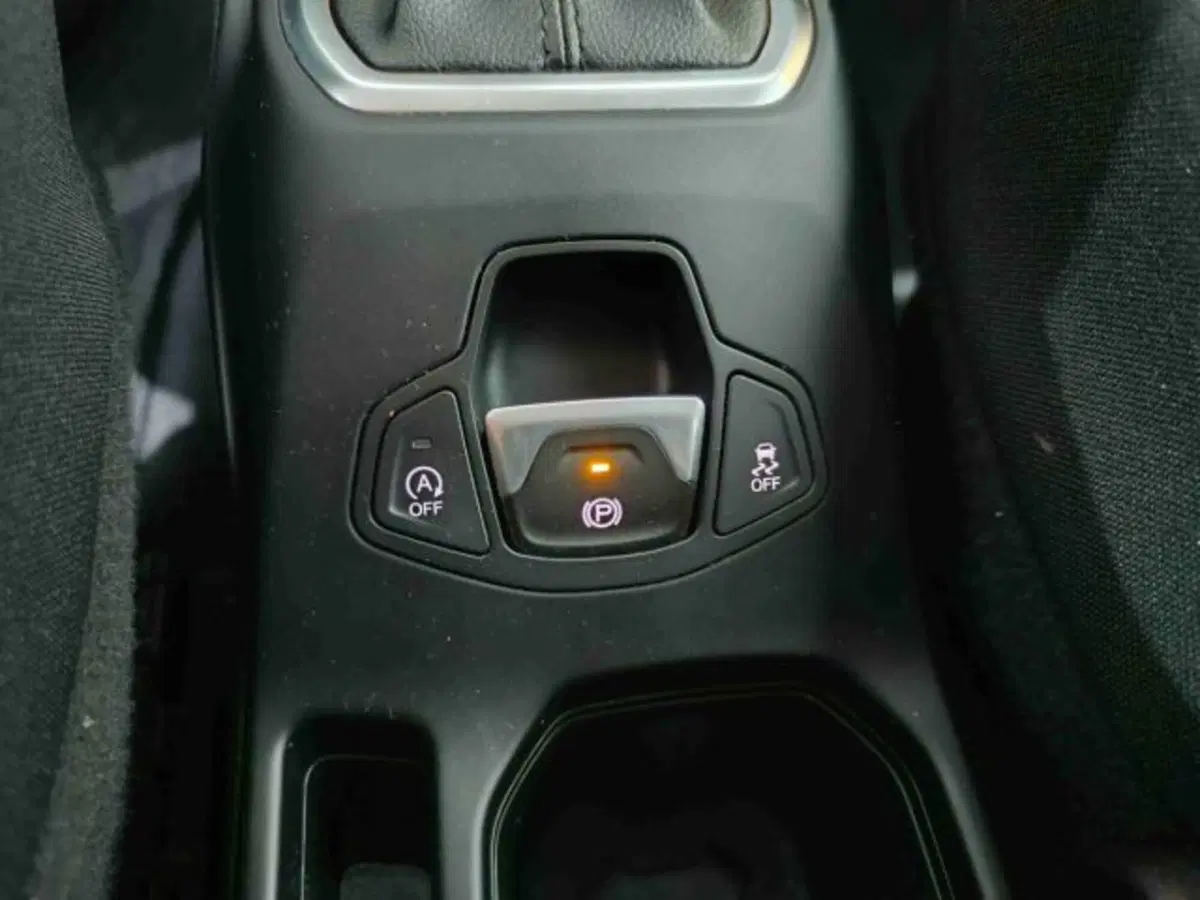 Jeep Renegade usata a Catania (19)