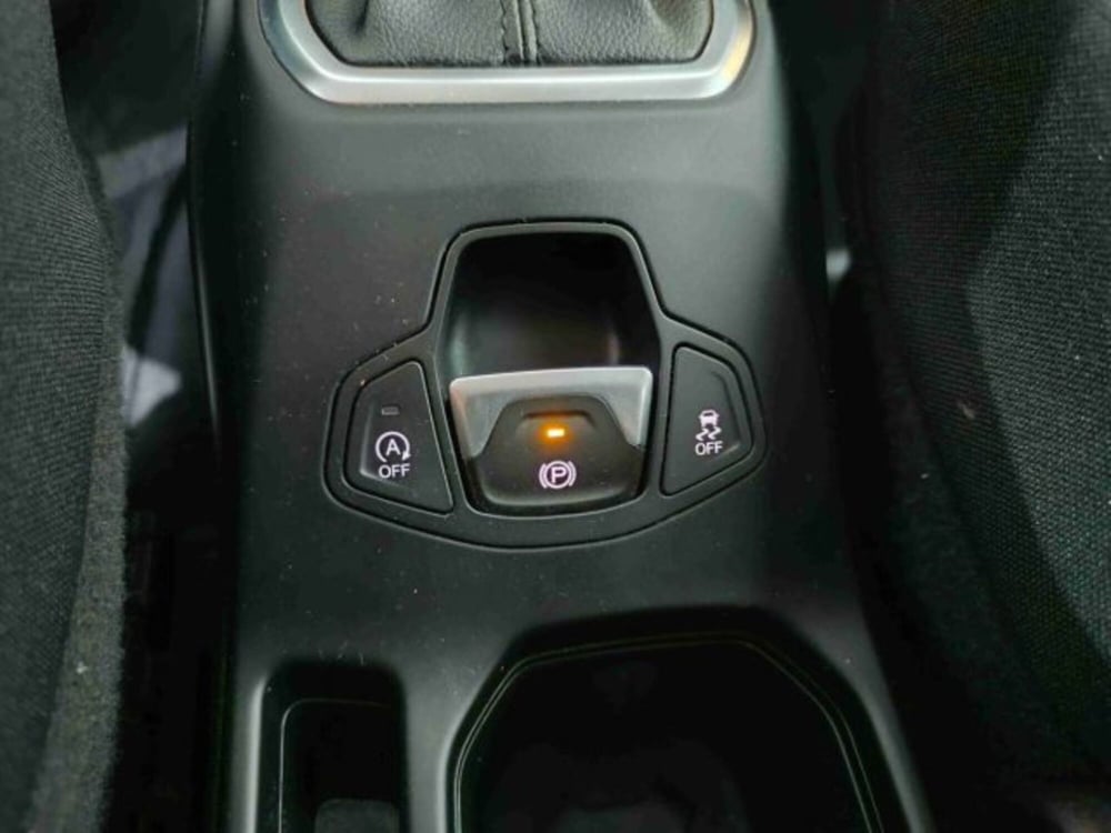 Jeep Renegade usata a Catania (19)