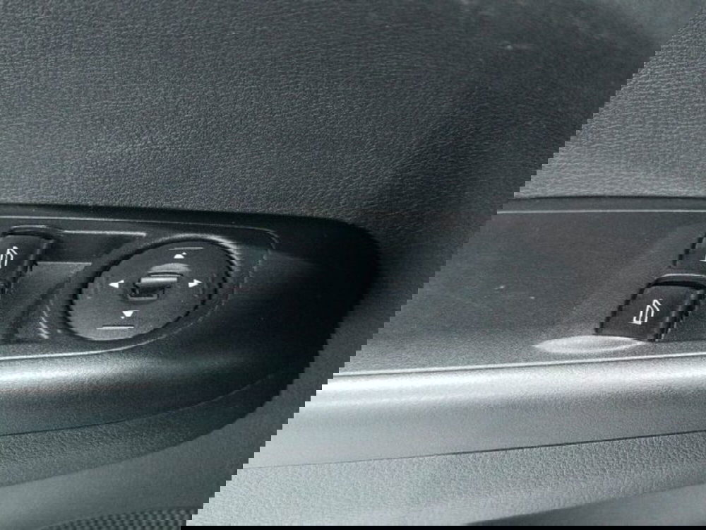 Ford Transit Courier usata a Catania (19)