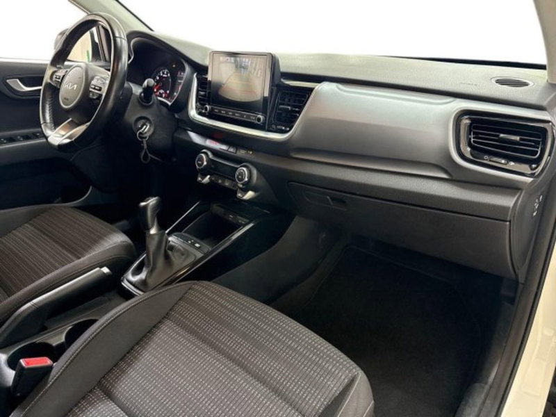 Kia Stonic usata a Catania (9)