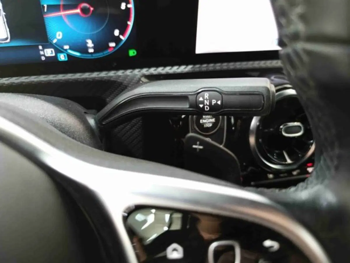 Mercedes-Benz CLA Shooting Brake usata a Catania (20)
