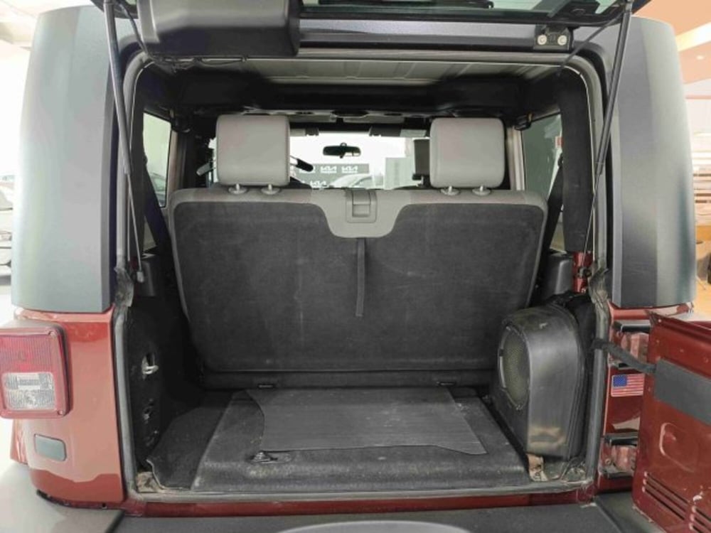 Jeep Wrangler usata a Catania (12)