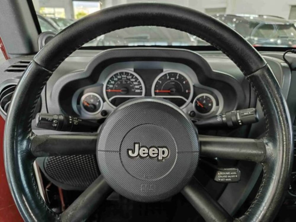 Jeep Wrangler usata a Catania (17)
