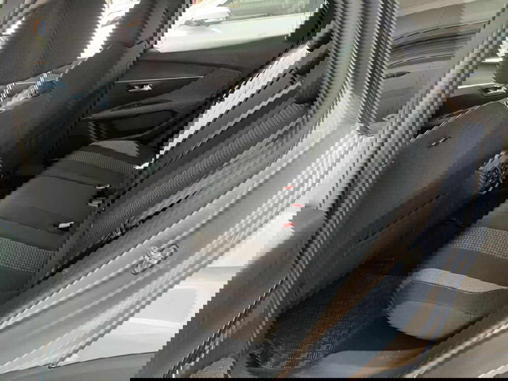 Peugeot 3008 usata a Bari (16)