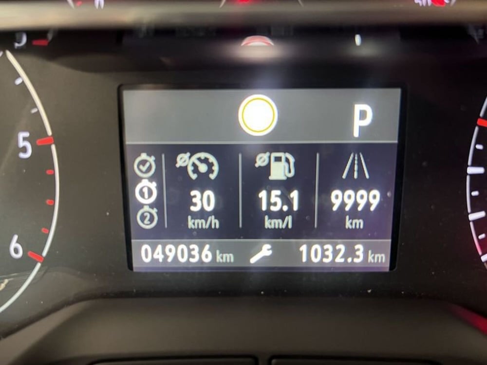 Opel Crossland X usata a Prato (13)