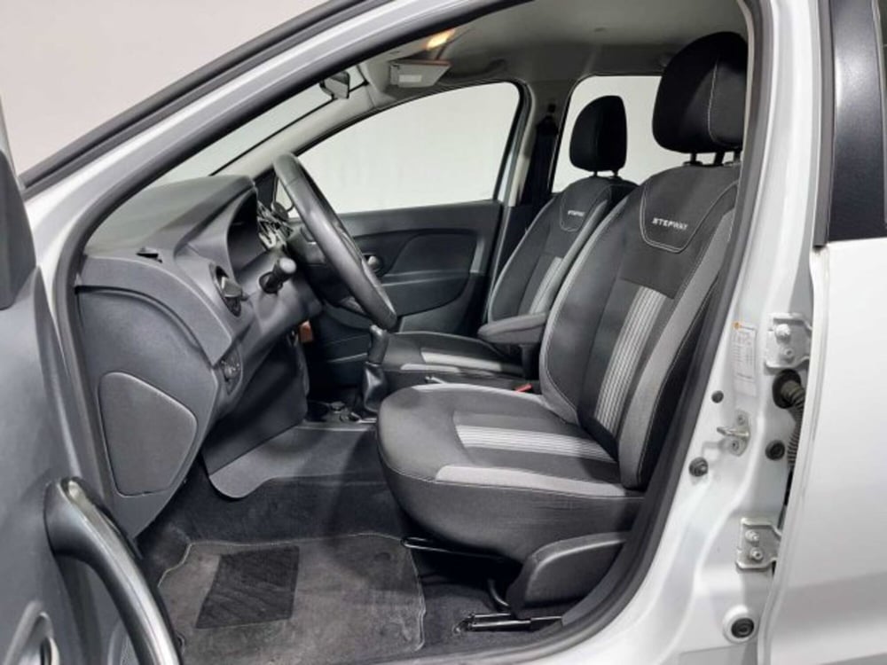 Dacia Sandero usata a Sondrio (10)