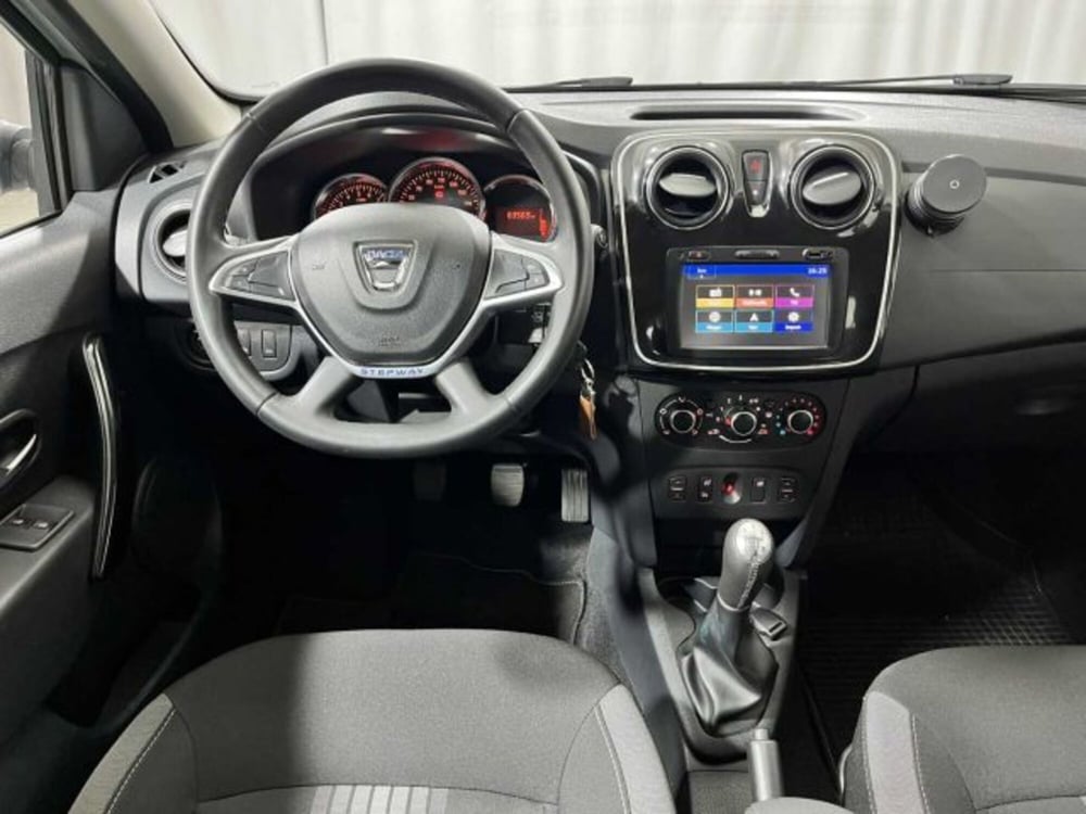 Dacia Sandero usata a Sondrio (13)