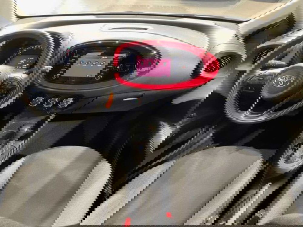 Toyota Aygo X usata a Sondrio (12)