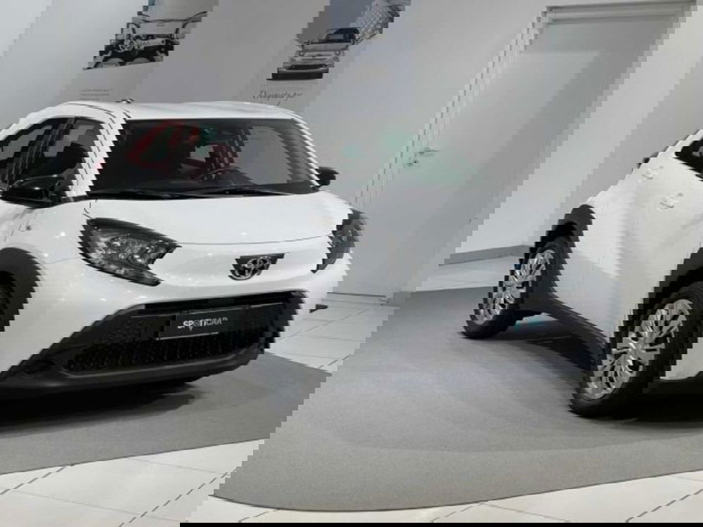 Toyota Aygo X usata a Sondrio (7)