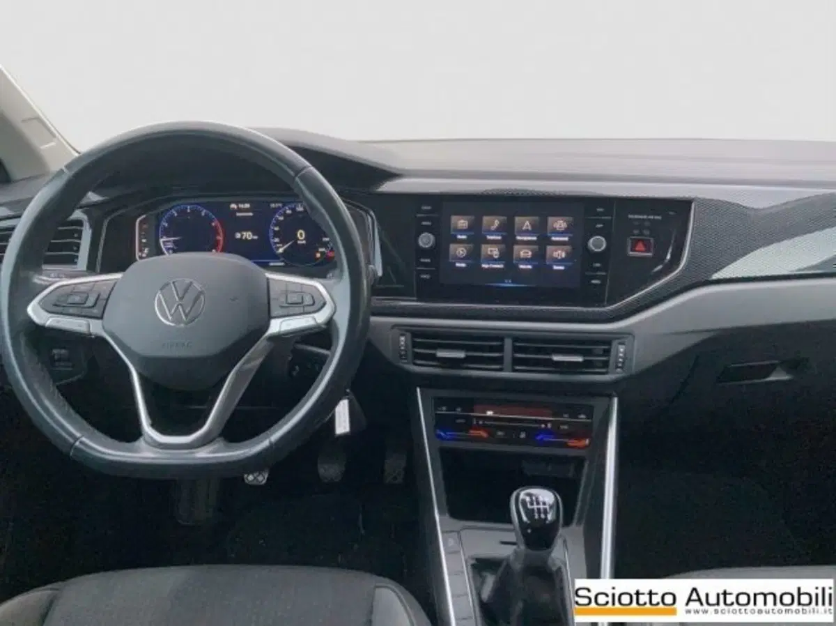 Volkswagen Taigo usata a Messina (11)