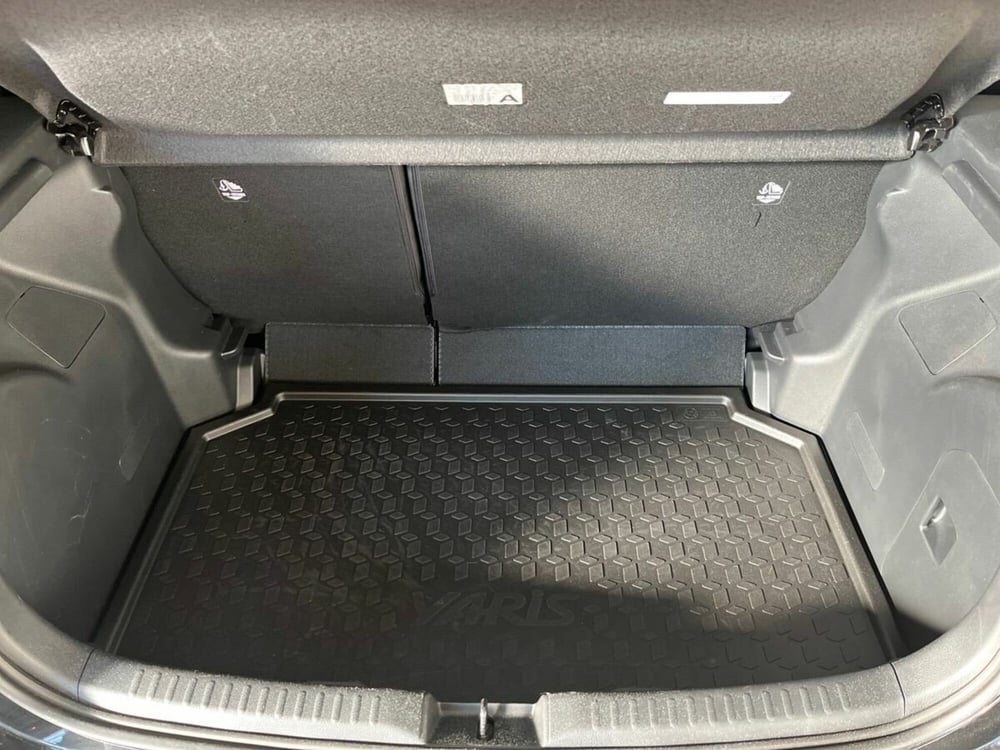 Toyota Yaris usata a Sondrio (13)