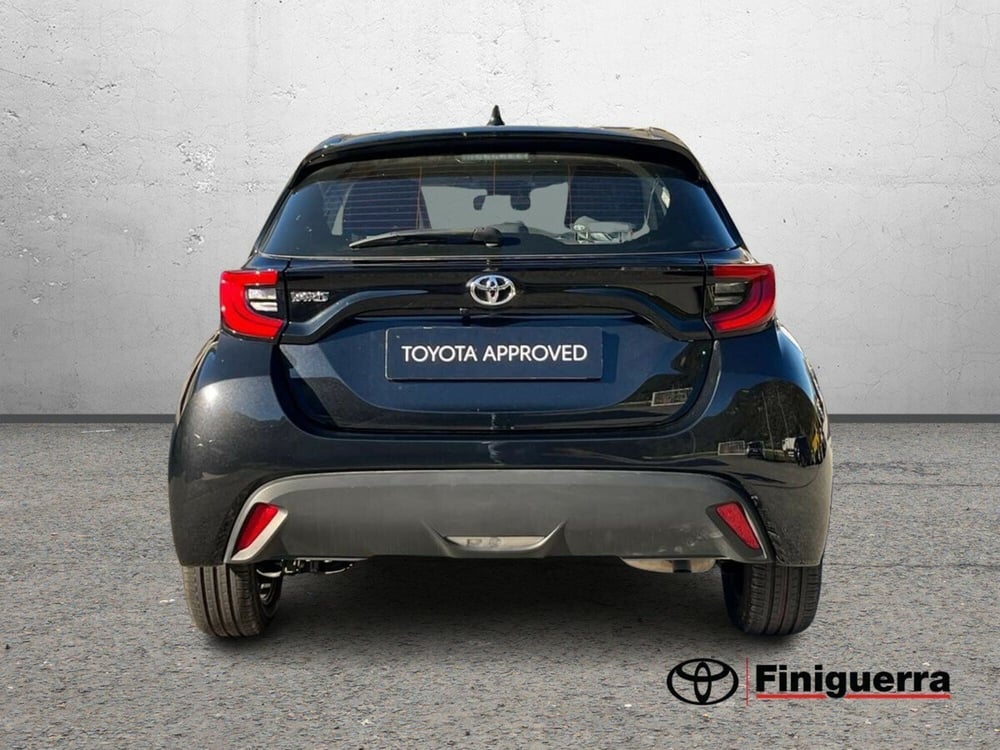 Toyota Yaris usata a Sondrio (4)