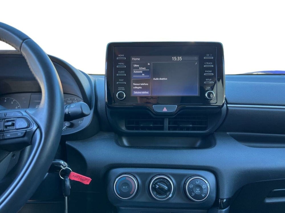 Toyota Yaris usata a Sondrio (14)