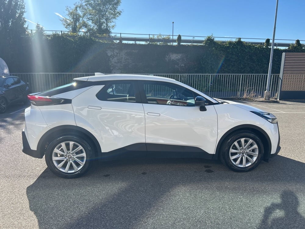 Toyota Toyota C-HR usata a Piacenza (8)