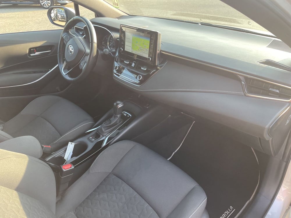 Toyota Corolla Touring Sports usata a Piacenza (10)
