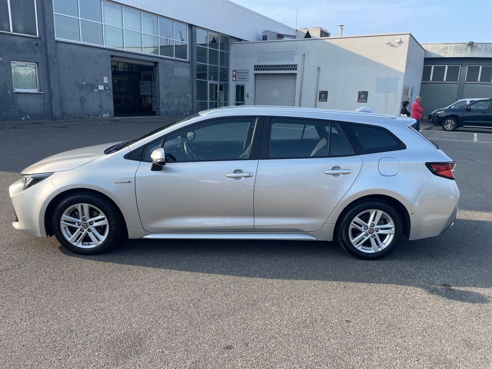 Toyota Corolla Touring Sports usata a Piacenza (4)